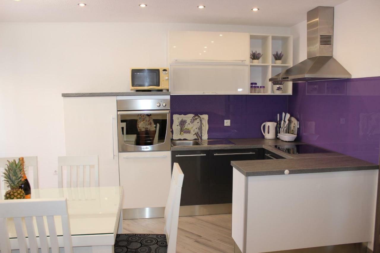 Apartment Lucky With Jacuzzi Trogir Dış mekan fotoğraf